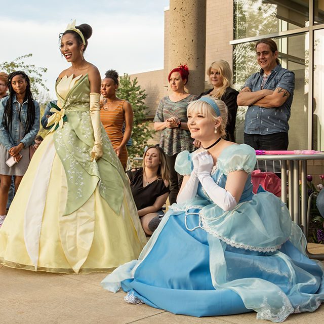 Did you know that Cinderella and New Orleans Princess are friends? Have both of them attend your little princess’ party with The Princess Party Co.