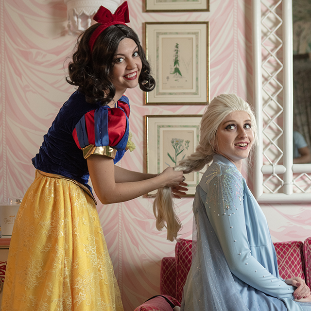 Did you know that Snow White and Ice Queen are friends? Have both of them attend your little princess’ party with The Princess Party Co.