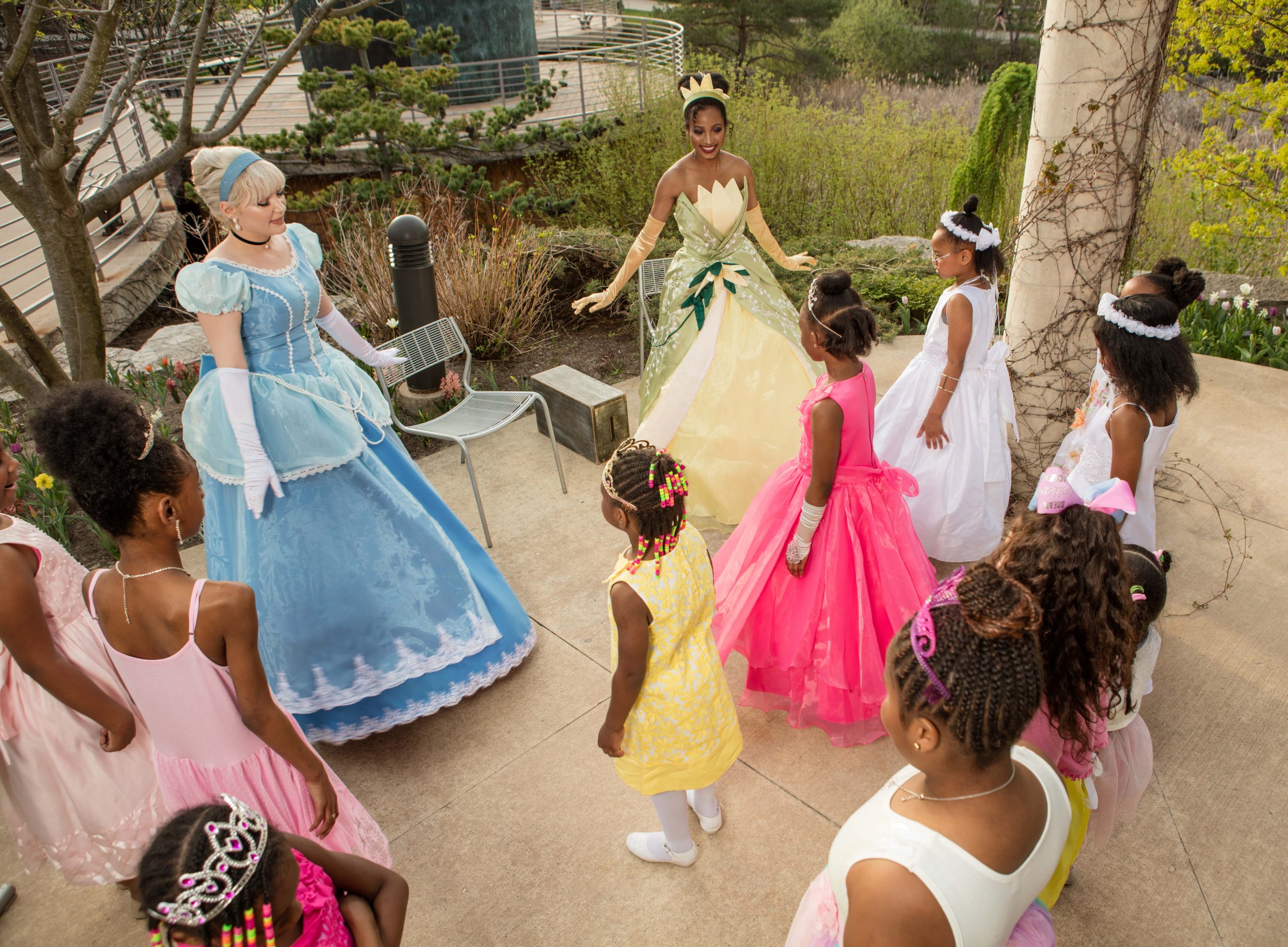 How to Throw a Royal Themed Princess Birthday Party